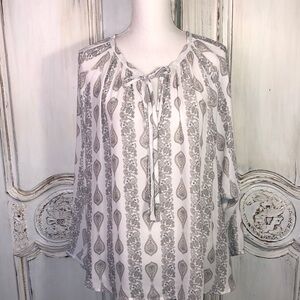 Cotton On  Designed in Australia Long Sleeve Poets Blouse Size Medium